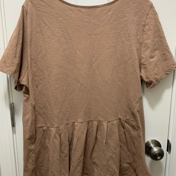 Cute Blair Top - Picture 2 of 4